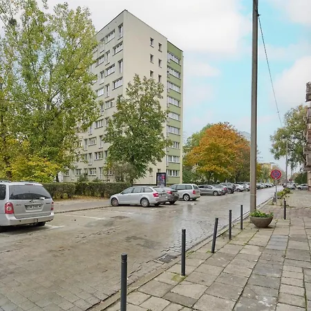 Апартаменты Cozy Old Town For 4 Guests In By Renters